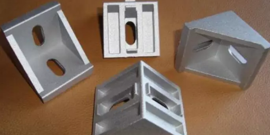 鋁材光亮清洗劑：提升鋁製品外觀和質量的關鍵