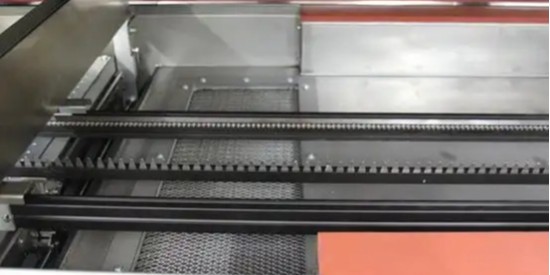 電子製造行（háng）業使用回流焊專用清洗劑有（yǒu）哪些優點