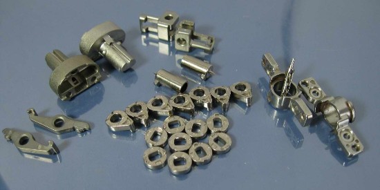 關於金屬（shǔ）去油（yóu）清洗（xǐ）劑的作用、原理與優勢