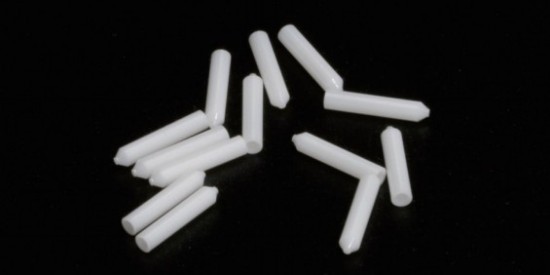 如何利用陶瓷插芯清洗劑快（kuài）速（sù）去除內壁附著髒（zāng）汙