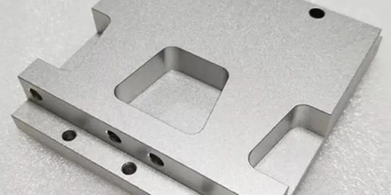 快速了解鋁毛刺清洗劑的特點與優勢