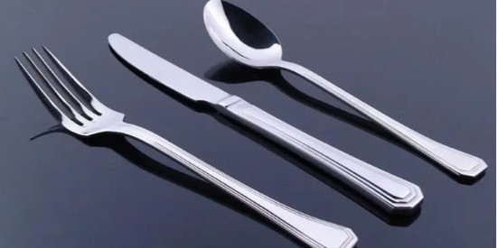 不鏽鋼餐具清洗劑的使用方法和注意事（shì）項