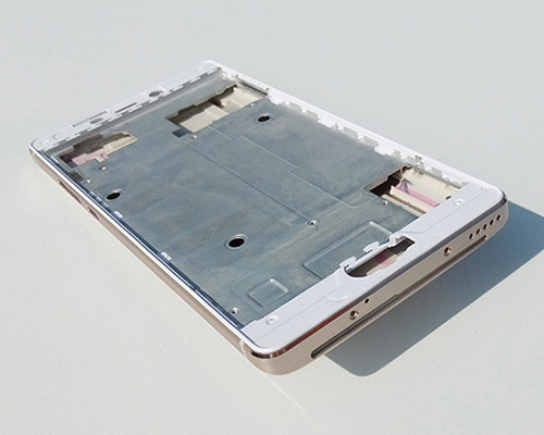 手機外殼清洗劑（jì）應用