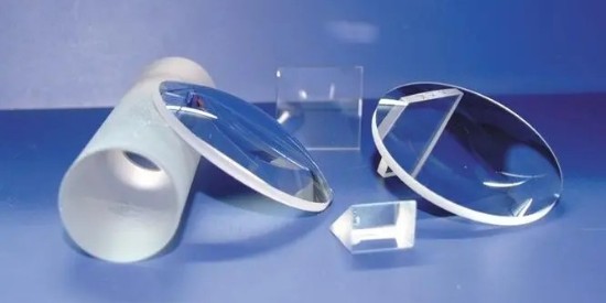 晶片清（qīng）洗（xǐ）劑在提升電子元件清（qīng）潔效果方麵的表現（xiàn）