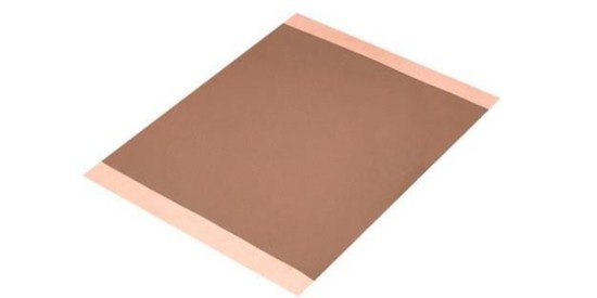 關於超（chāo）聲波表麵水基與溶劑清洗劑的區別（bié）