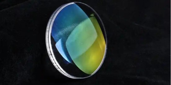 使用光學鏡片（piàn）脫（tuō）墨劑的幾個（gè）優勢