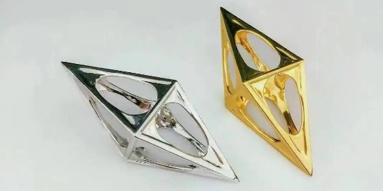 關於（yú）電鍍（dù）後脫水劑在金屬零部件中的作（zuò）用