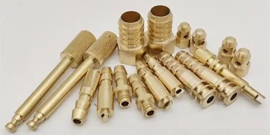 黃（huáng）銅表（biǎo）麵清洗劑與超聲波清洗（xǐ）技術的作用