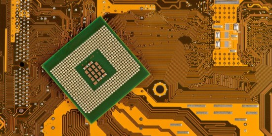 哪（nǎ）種清（qīng）洗方（fāng）式更（gèng）適合（hé）使用焊錫膏水基清洗劑