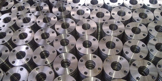 碳鋼（gāng）防鏽劑：保護碳鋼材料免受氧化和腐蝕的影響（xiǎng）