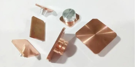 電池極柱清洗劑的應用