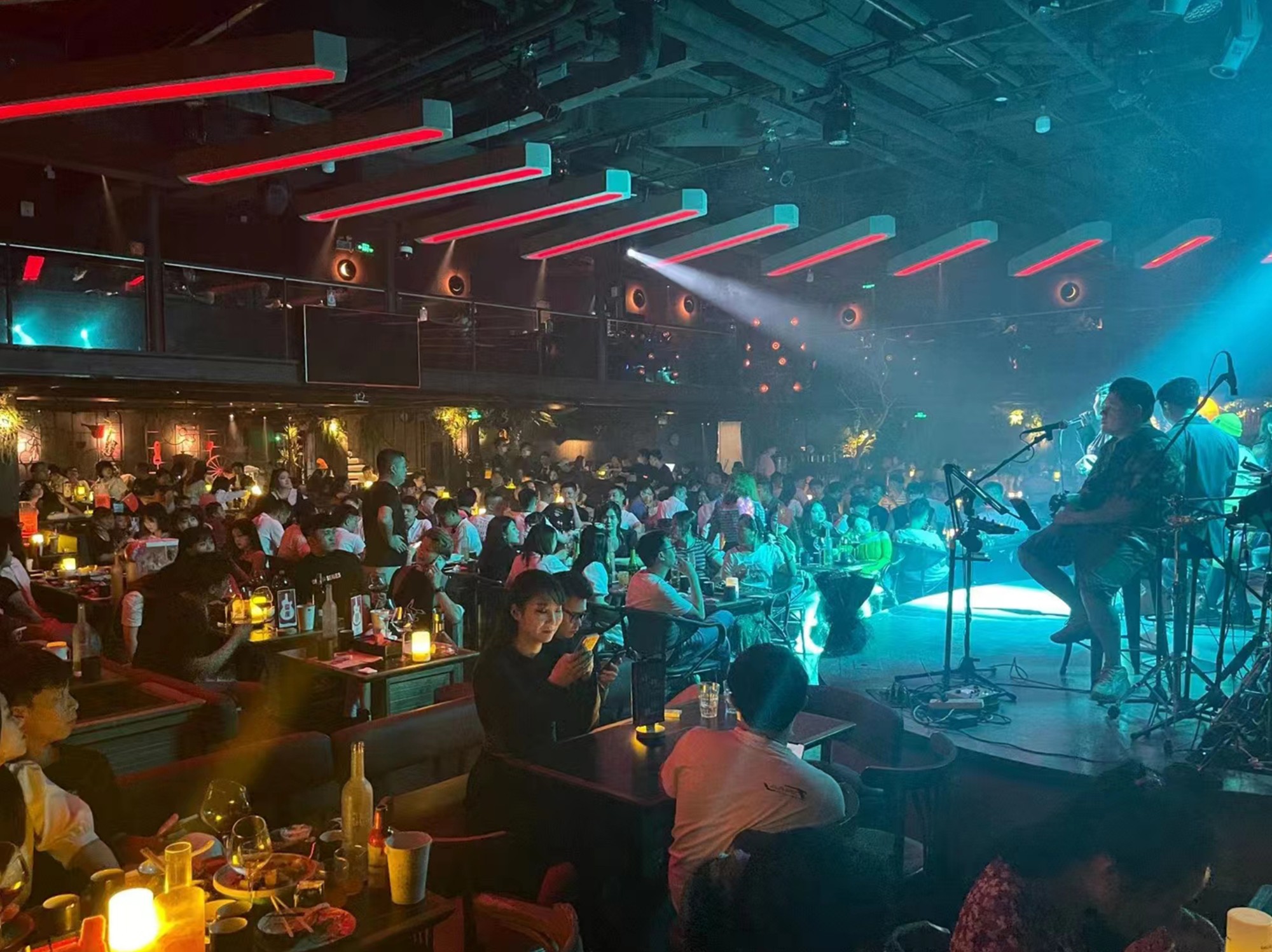  湖南17C视频聲學（xué）新材料股份有限公司（sī）